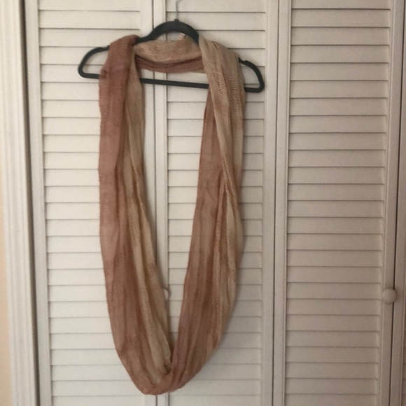 Rose gold infinity scarf. - Picture 5 of 5